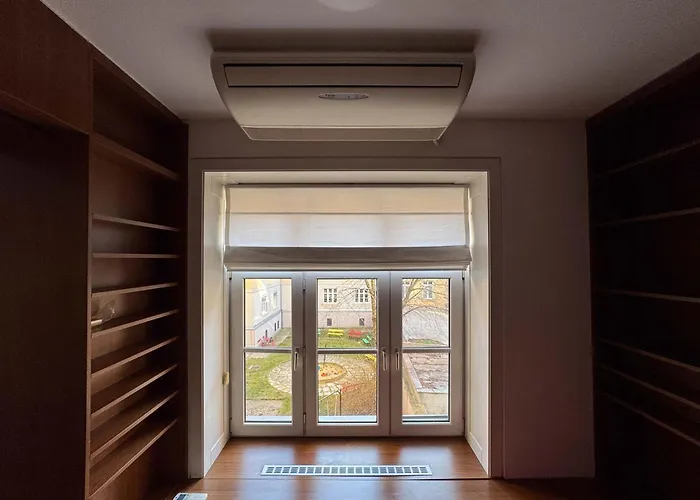29 Old Town, 2 Bathrooms, Ac, Quiet アパート ブラチスラヴァ