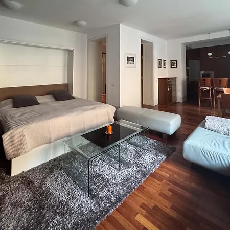 Lejlighed 29 Old Town, 2 Bathrooms, Ac, Quiet