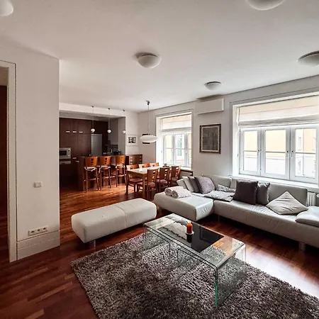 Lejlighed 29 Old Town, 2 Bathrooms, Ac, Quiet *